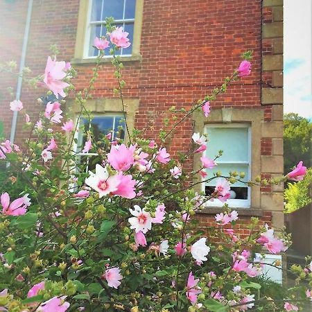 The Victorian House Bed & Breakfast Bridport Exterior foto